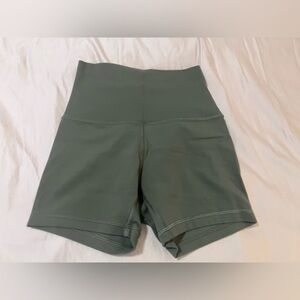 Lululemon Align High-Rise Short 4” Inseam - size 2, grey sage